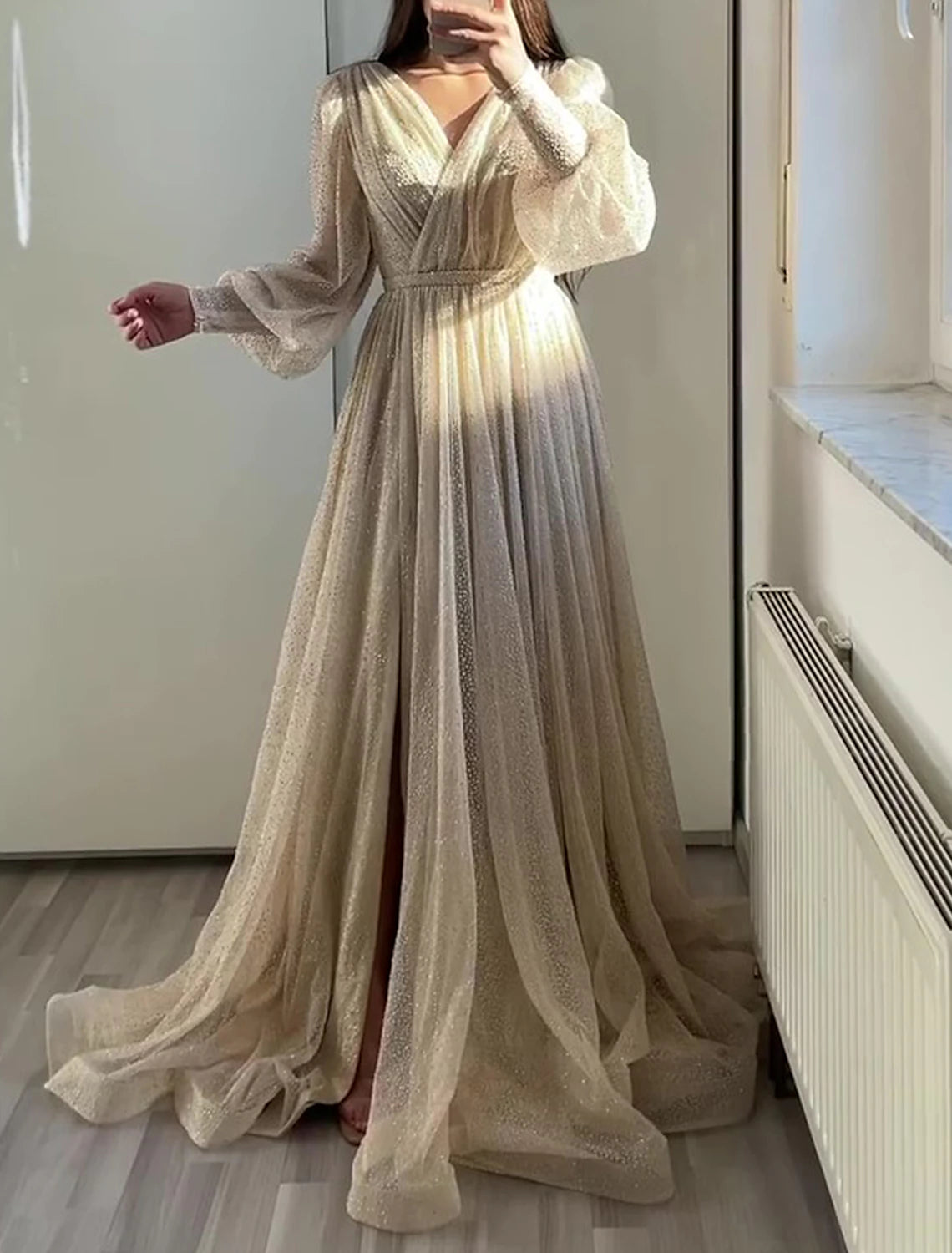 Vestidos de fiesta de corte A, brillantes, formales, de lazo negro, hasta el suelo, manga larga, escote en V, para invitadas de boda de otoño, tul con fruncido 2025